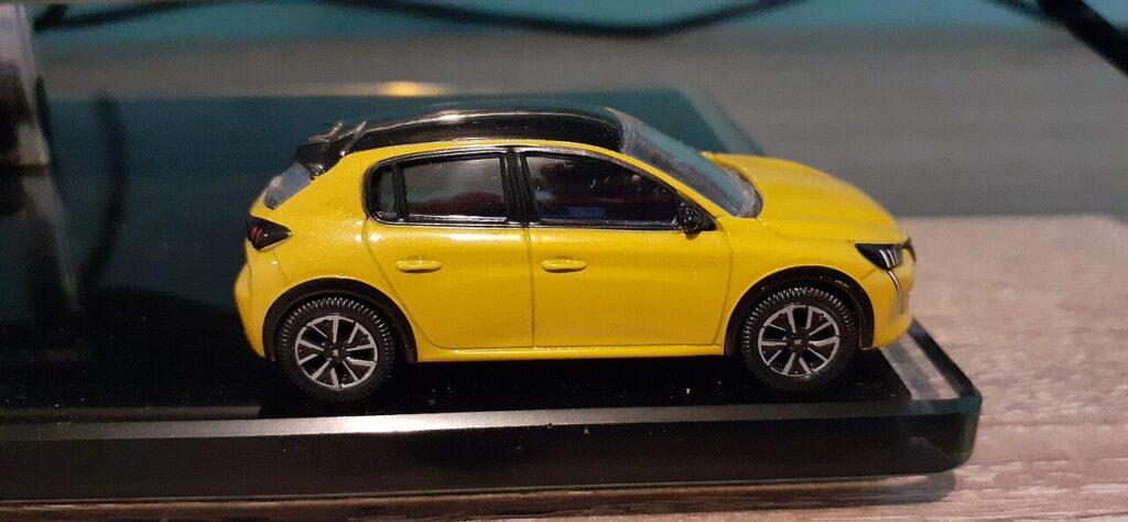 2023 Peugeot 208